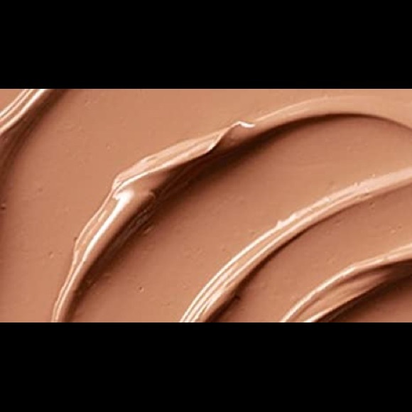 MAC COSMETICS- Studio Sculpt SPF15 Foundation {NW43} - Picture 10 of 13